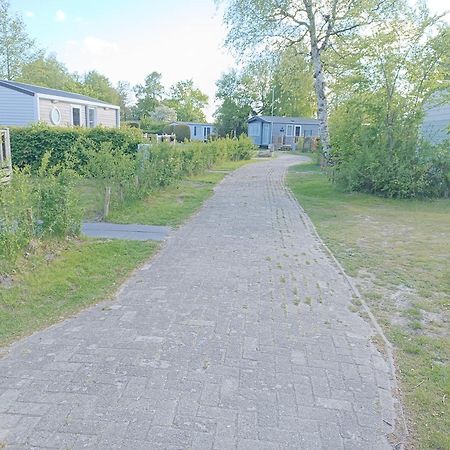 Bj Chalets - Robbengat 85 - Gezellige Chalet Op Vakantiepark Lauwersoog! Vroege Incheck! Met Airco! Ngoại thất bức ảnh