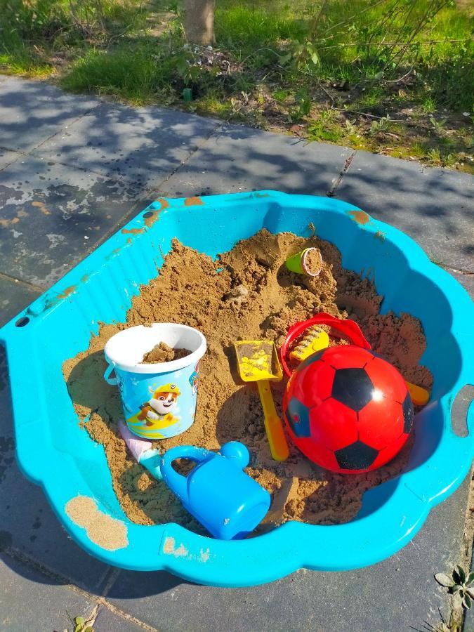 Bj Chalets - Robbengat 85 - Gezellige Chalet Op Vakantiepark Lauwersoog! Vroege Incheck! Met Airco! Ngoại thất bức ảnh