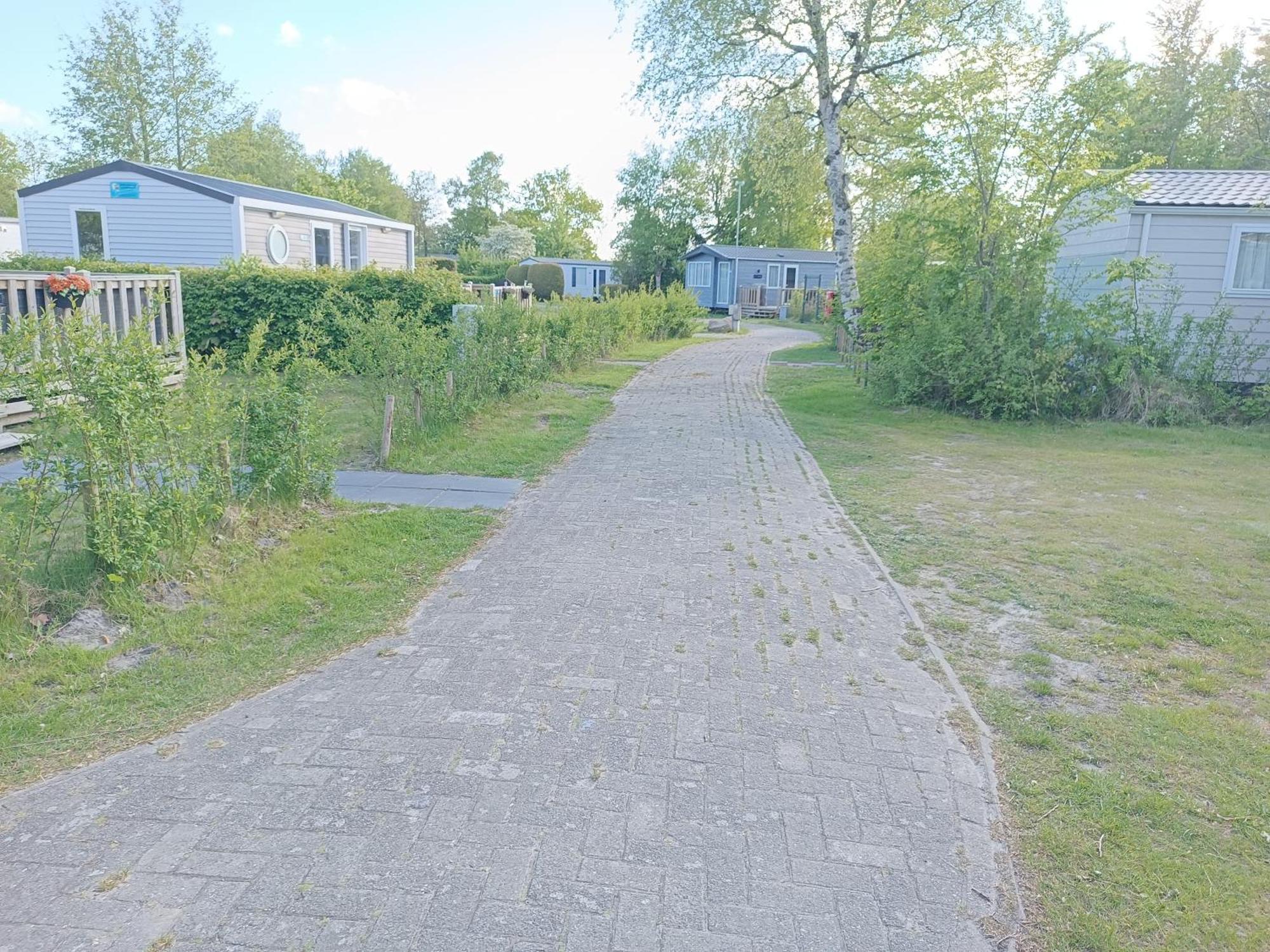 Bj Chalets - Robbengat 85 - Gezellige Chalet Op Vakantiepark Lauwersoog! Vroege Incheck! Met Airco! Ngoại thất bức ảnh